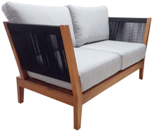 Cargar imagen en el visor de la galería, Cordelia Sofa
